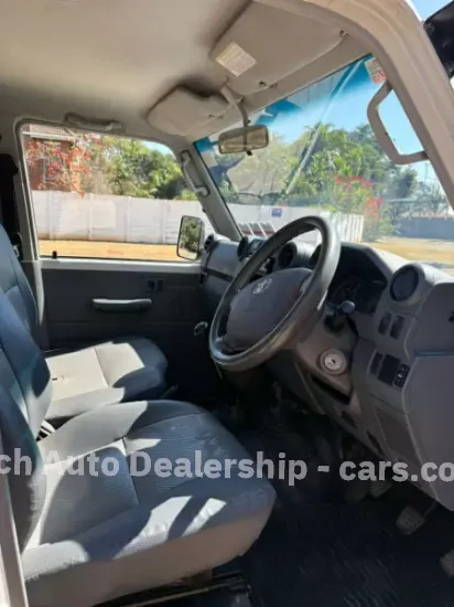 Picture of Toyota landcruiser 2017