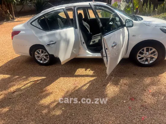 Picture of Nissan Almera 2021