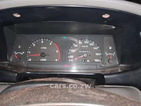 Picture of Isuzu KB250LE 2003