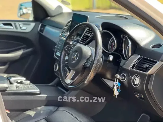 Picture of Mercedes Benz GLE 2018