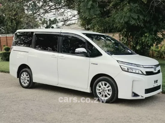 Picture of Toyota Voxy 2018