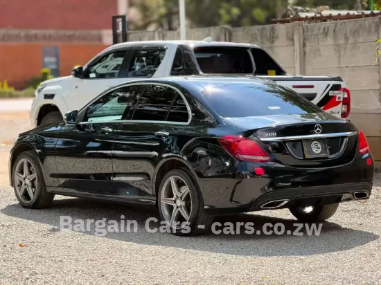 Picture of Mercedes Benz C-Class 2015