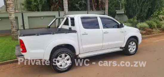 Picture of Toyota Hilux 2011