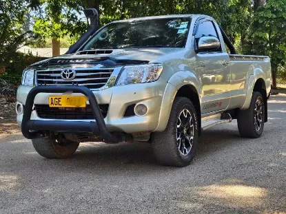 Picture of Toyota Hilux 2012