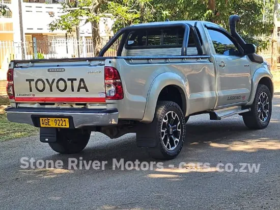 Picture of Toyota Hilux 2012