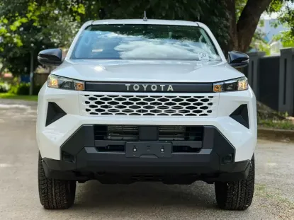 Picture of Toyota Hilux 2026