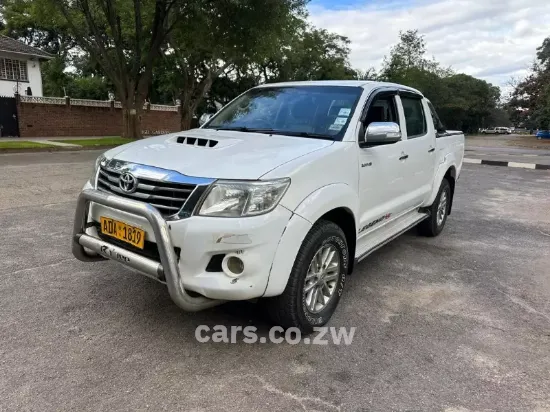 Picture of Toyota Hilux 2013