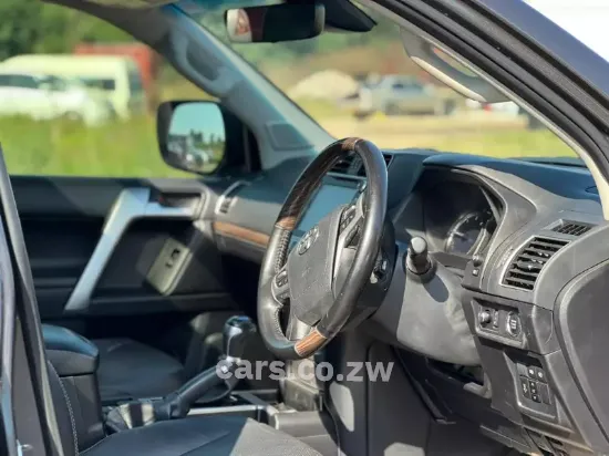 Picture of Toyota Prado 2020