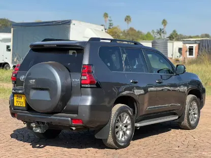 Picture of Toyota Prado 2020
