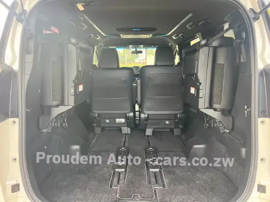 Picture of Toyota Vellfire 2017