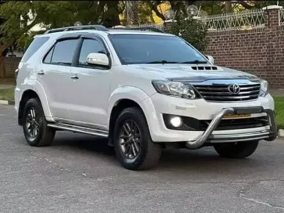 Picture of Automatic Toyota Fortuner D4D
