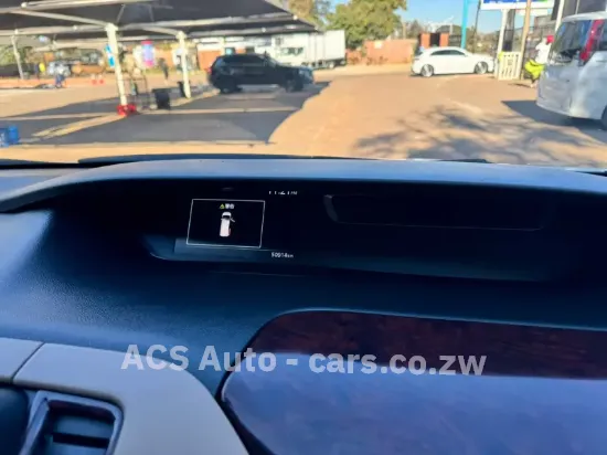 Picture of Nissan Serena 2016