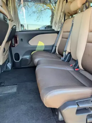Picture of Nissan Serena 2016
