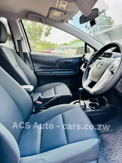 Picture of Toyota Aqua 2016