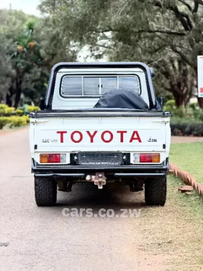 Picture of Toyota Land Cruiser 2021