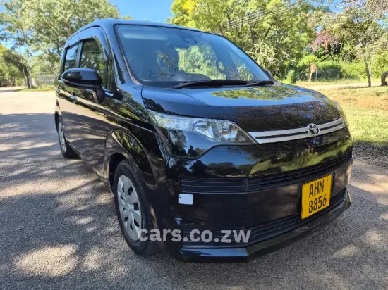 Picture of Toyota Spade 2017