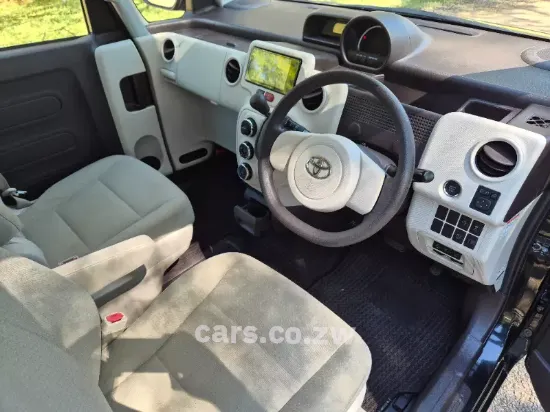 Picture of Toyota Spade 2017