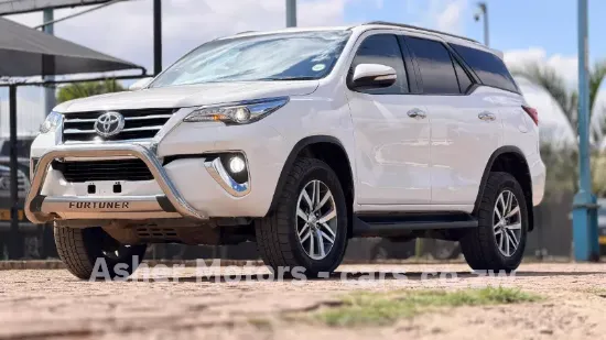 Picture of Toyota Fortuner 2017