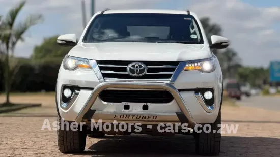 Picture of Toyota Fortuner 2017