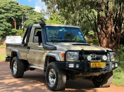 Picture of Toyota Land Cruiser 2019