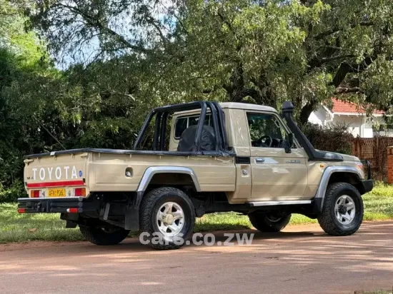 Picture of Toyota Land Cruiser 2019