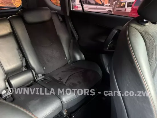 Picture of Toyota Vanguard 2014