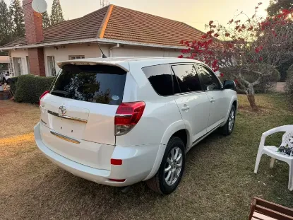 Picture of Toyota Vanguard 2014