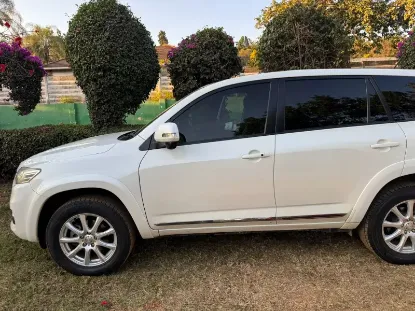 Picture of Toyota Vanguard 2014