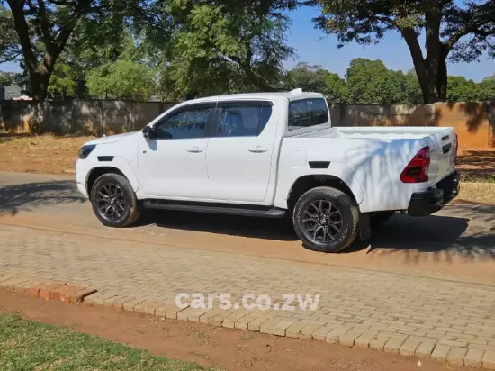 Picture of Toyota Hilux 2023