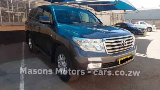 Picture of Toyota Land Cruiser 2010