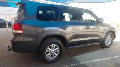Picture of Toyota Land Cruiser 2010