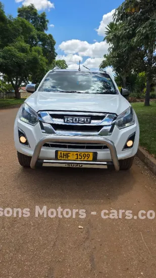 Picture of Isuzu KB300 2017
