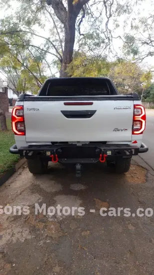Picture of Toyota Hilux 2021
