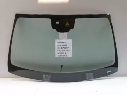 Picture of Windscreen Mercedes Benz