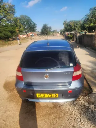 Picture of BMW 1 Series 2004