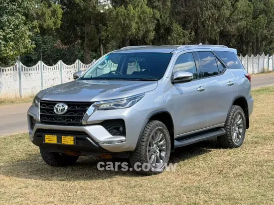 Picture of Toyota Fortuner 2021