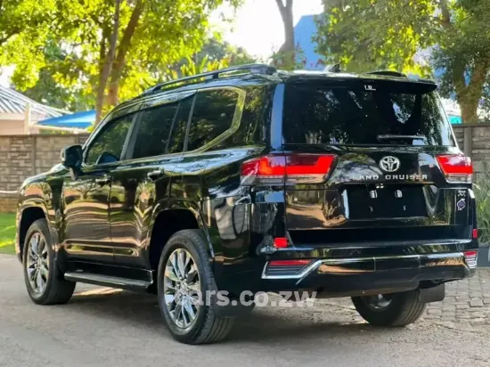 Picture of Toyota Land Cruiser 2024