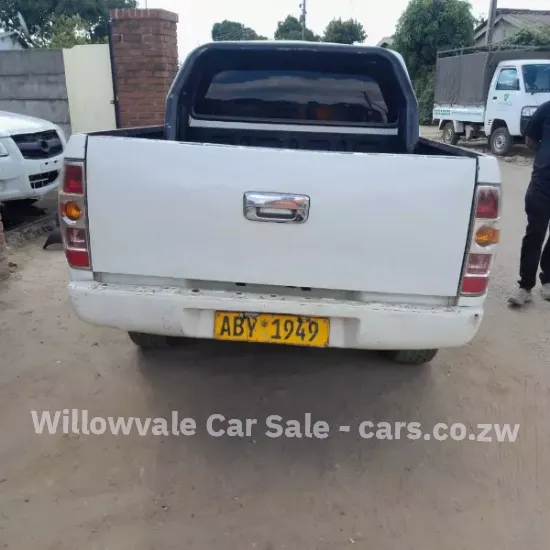Picture of Mazda BT-50 2010