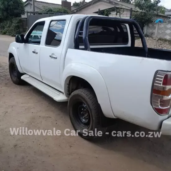 Picture of Mazda BT-50 2010