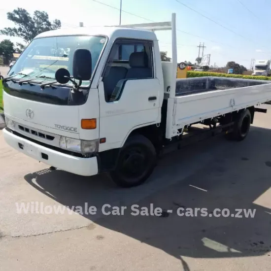 Picture of Toyota Dyna 2018