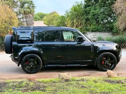 Picture of Land Rover Defender 2024