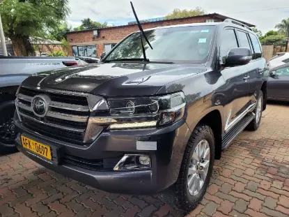 Picture of Toyota Land Cruiser 2020