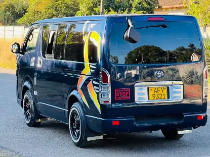 Picture of Toyota Hiace 2015