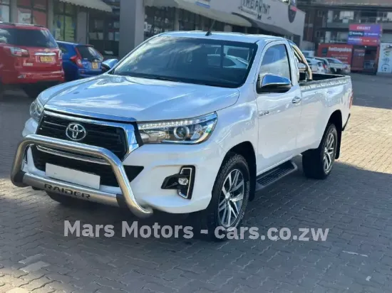 Picture of Toyota Hilux 2020