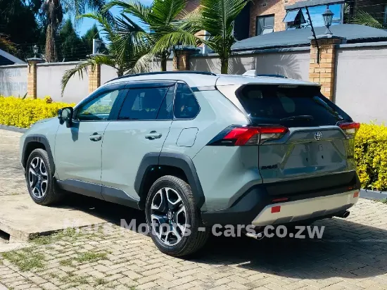 Picture of Toyota Rav4 2020