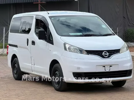 Picture of Nissan NV200 2019