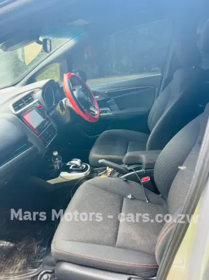Picture of Honda Fit 2015