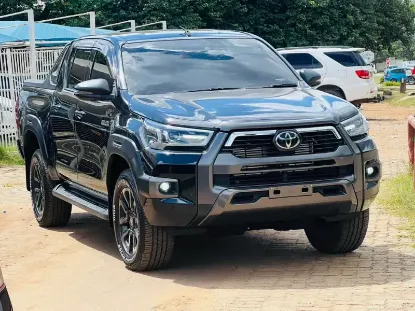 Picture of Toyota Hilux 2020
