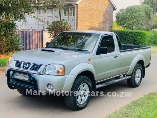 Picture of Nissan Hardbody 2017