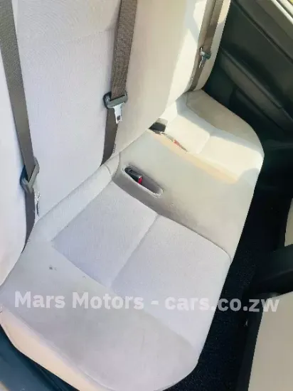 Picture of Toyota Axio 2017